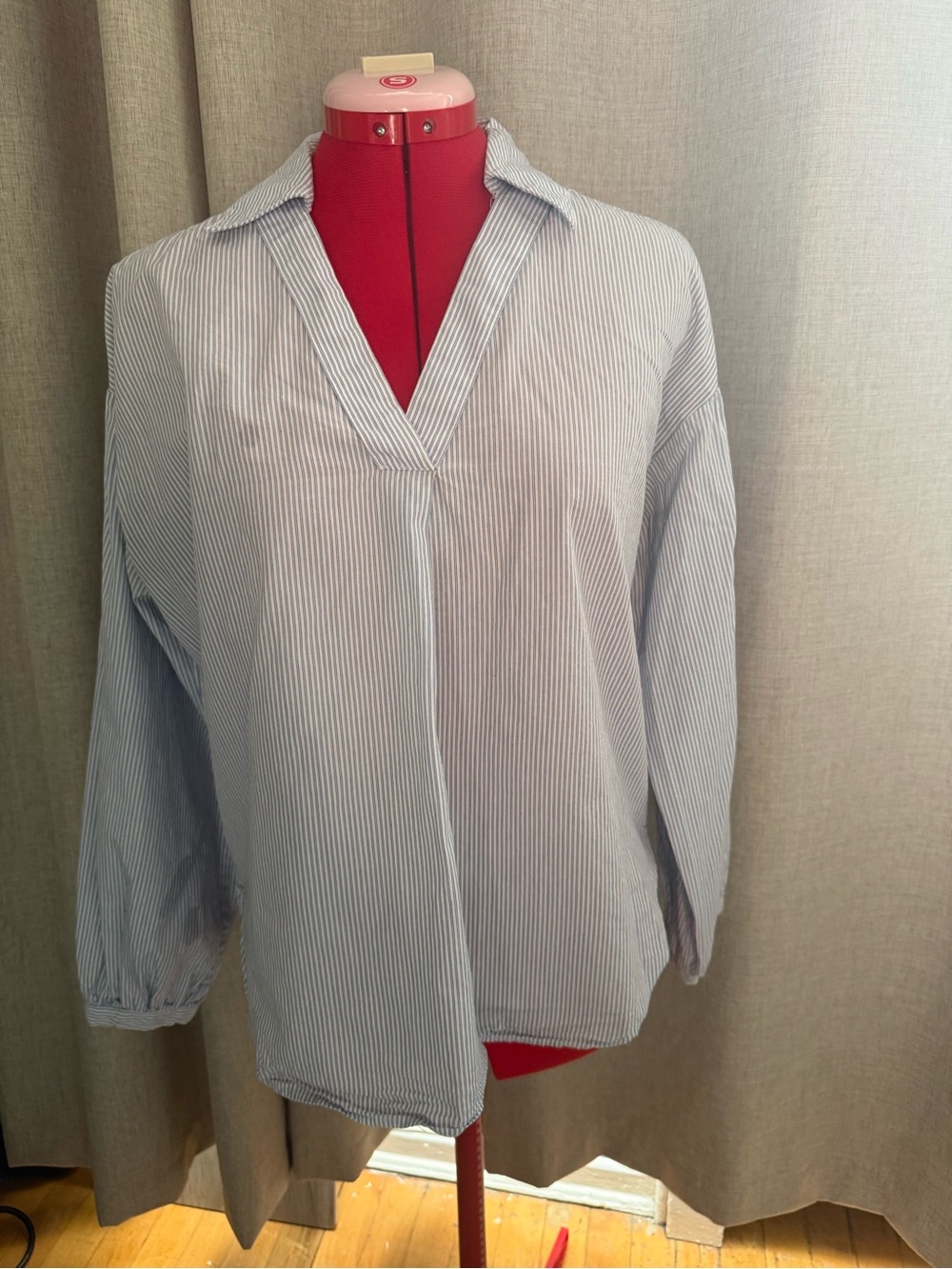 Industry Striped V-Neck Long Sleeve Women’s Top - Blue/White